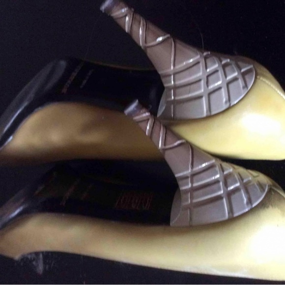 Size EU 39 US 8 Burberry Pumps - Picture 4 of 9